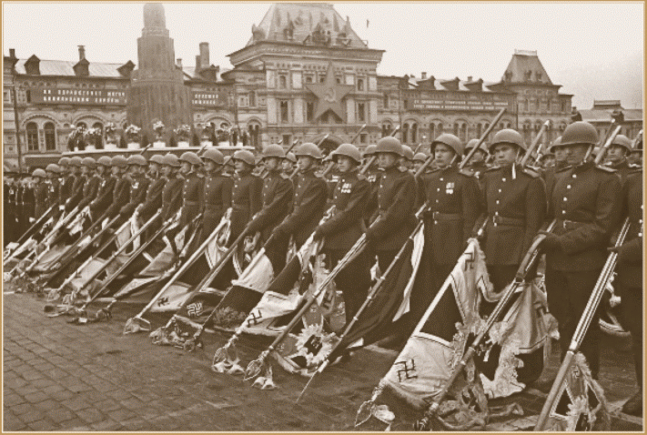 Парад Победы на Красной площади. 24 июня 1945 г..gif